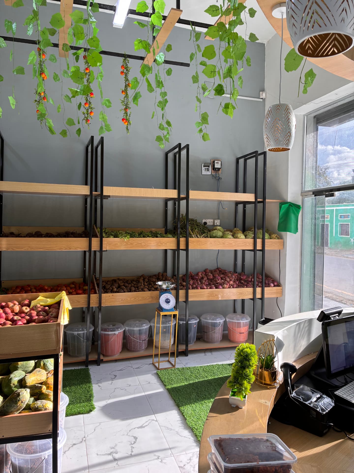 Elmi Fresh store 4